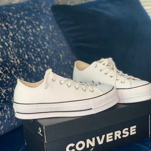 Platform Converse’s